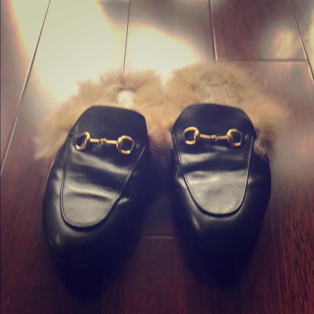 Gucci Princetown leather slippers